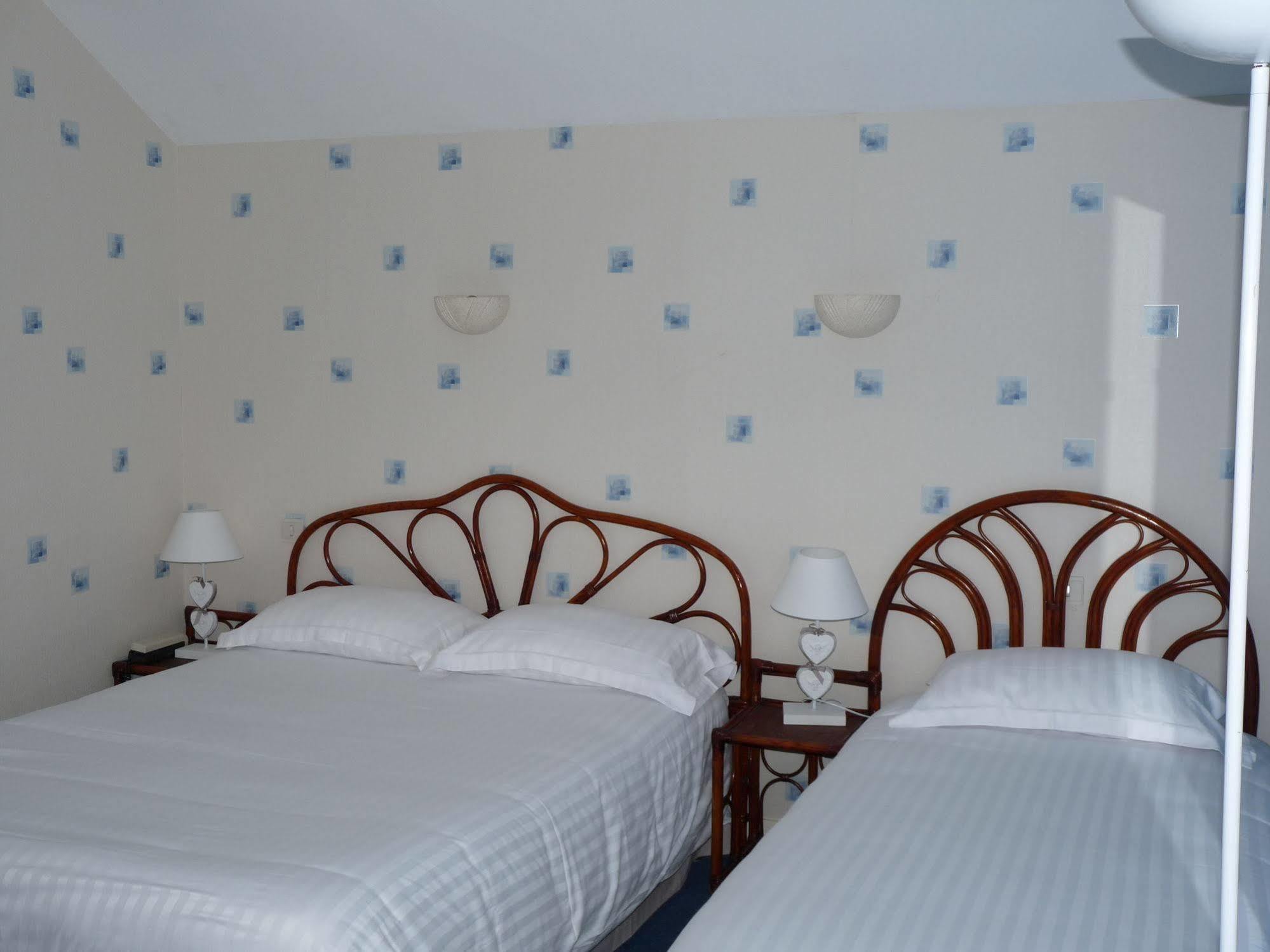 Ariane Hotel Joué-lès-Tours Eksteriør billede